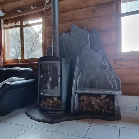 Le Gite De Briey Chalais Exteriör bild