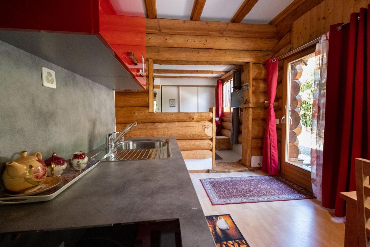 Le Gite De Briey Chalais Exteriör bild