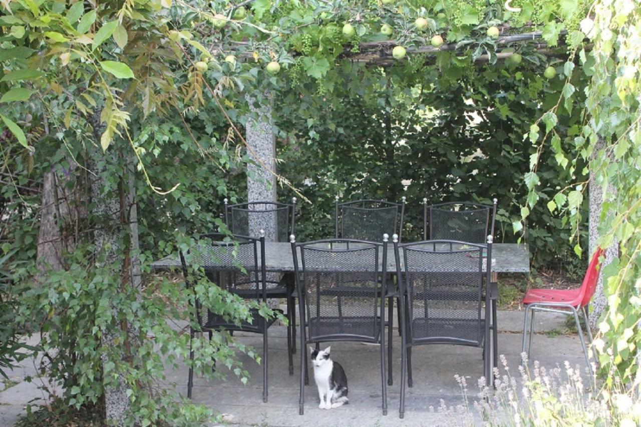 Le Gite De Briey Chalais Exteriör bild